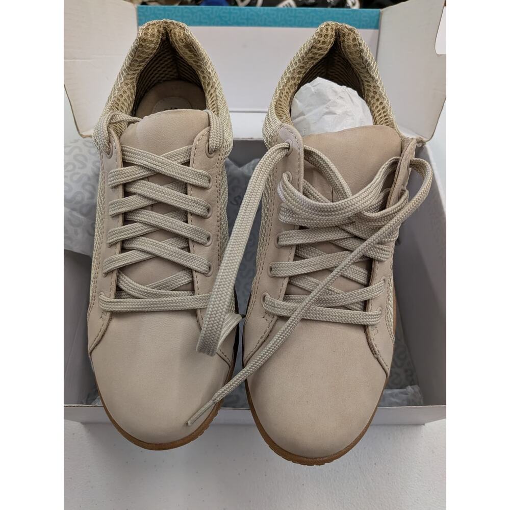 SoftWalk Hickory Mesh Comfort Sneakers Beige Lace Up Walking Shoes Size 7
